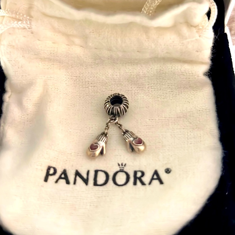 Pandora Heart Mitten Charm